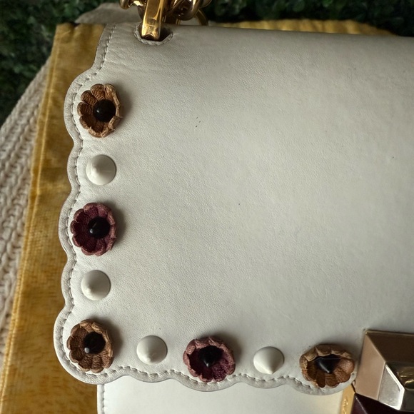 Fendi White Floral Embellished Women's Shoulder Bag - Picture 8 of 12